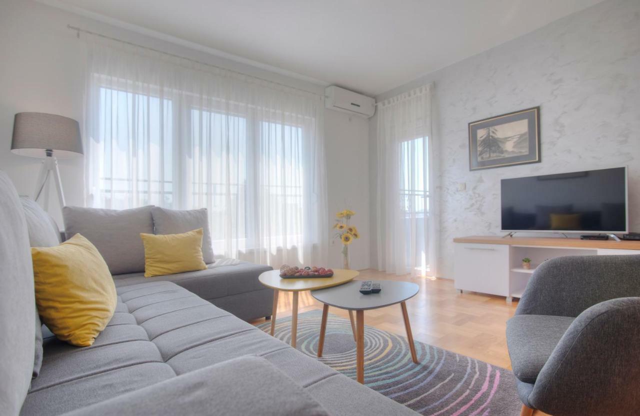 Iva Apartment