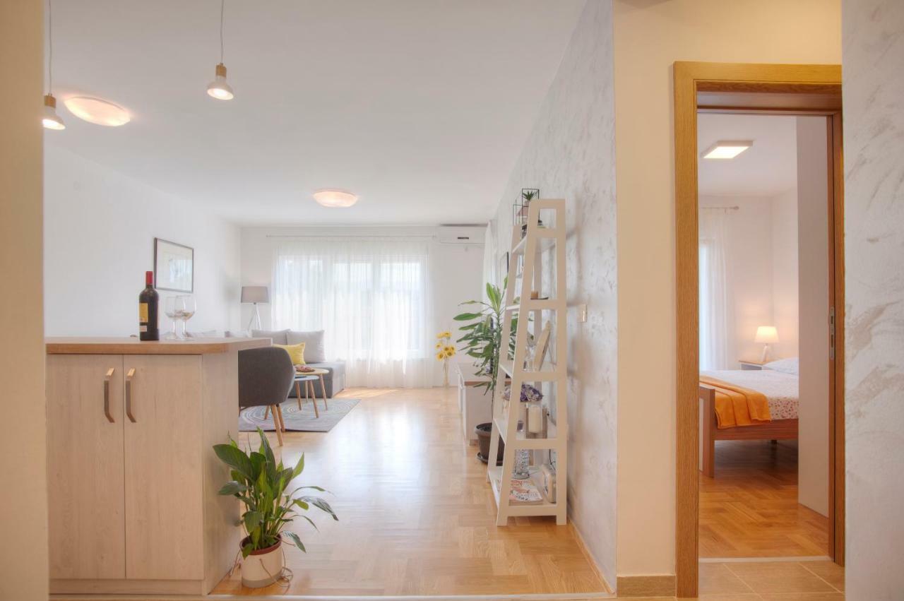 Iva Apartment *
