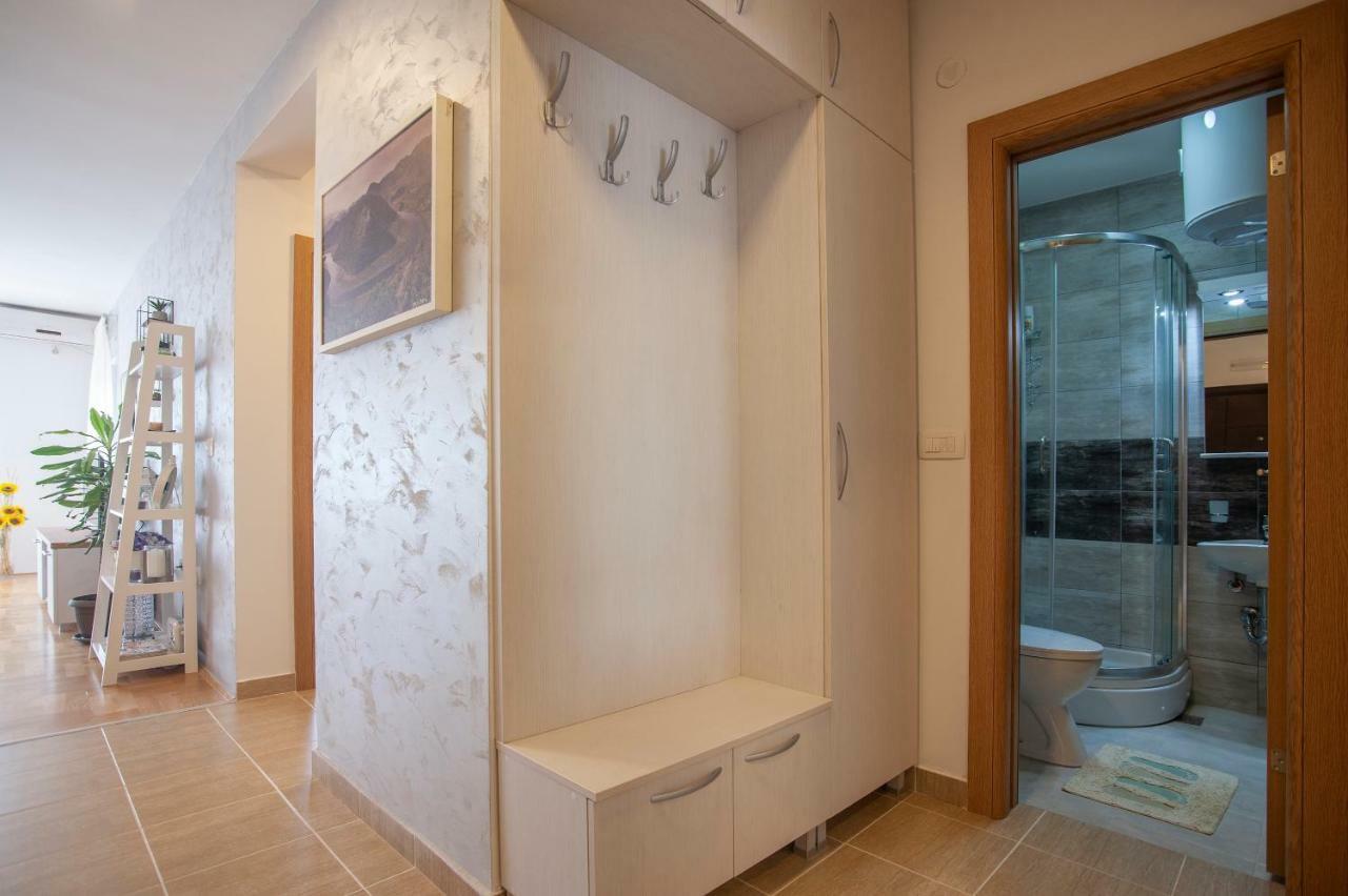 Iva Apartment
